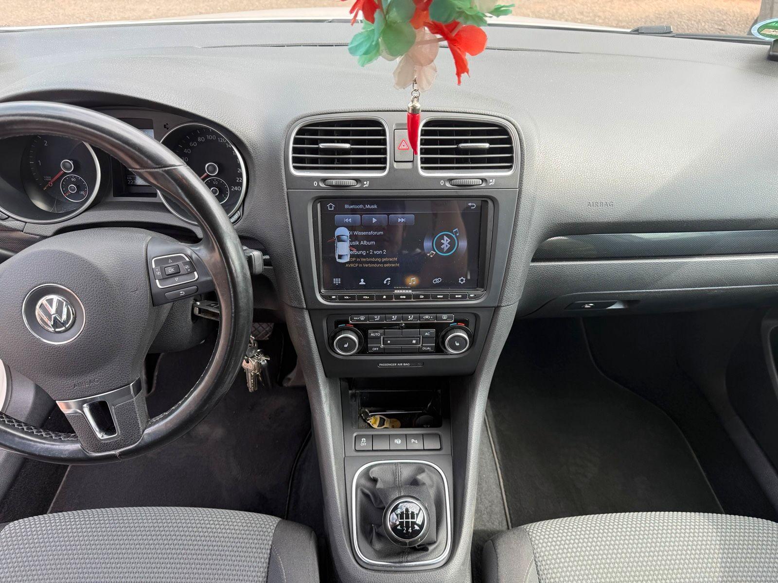 Volkswagen Golf 2011 — photo 8