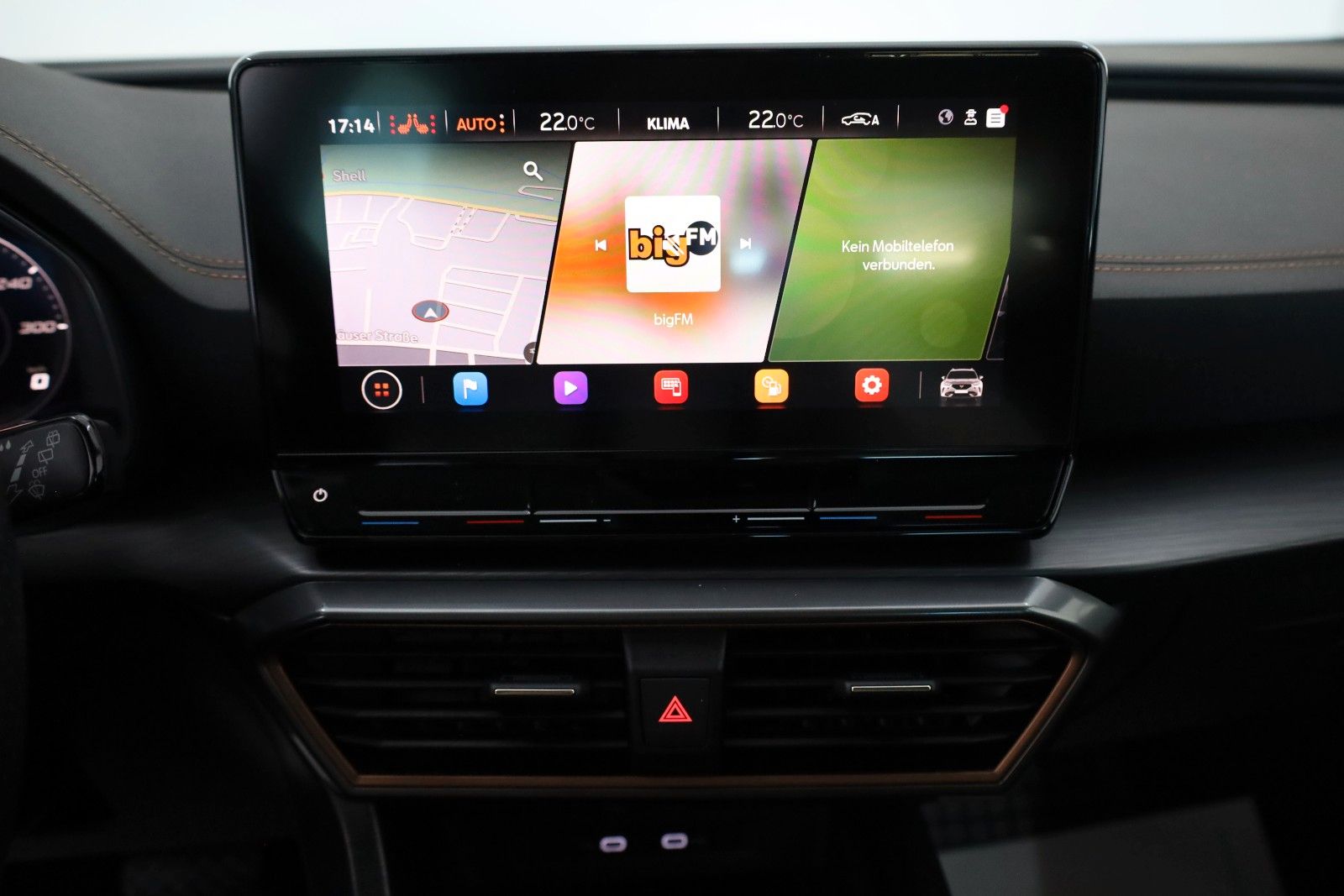 Fahrzeugabbildung CUPRA Formentor e-Hybrid T.Leder,Navi,LED,ACC,AppleCar