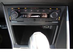 Fahrzeugabbildung Volkswagen Polo GTI GTI*Beats Sound!*Panoramadach!*Kamera!*