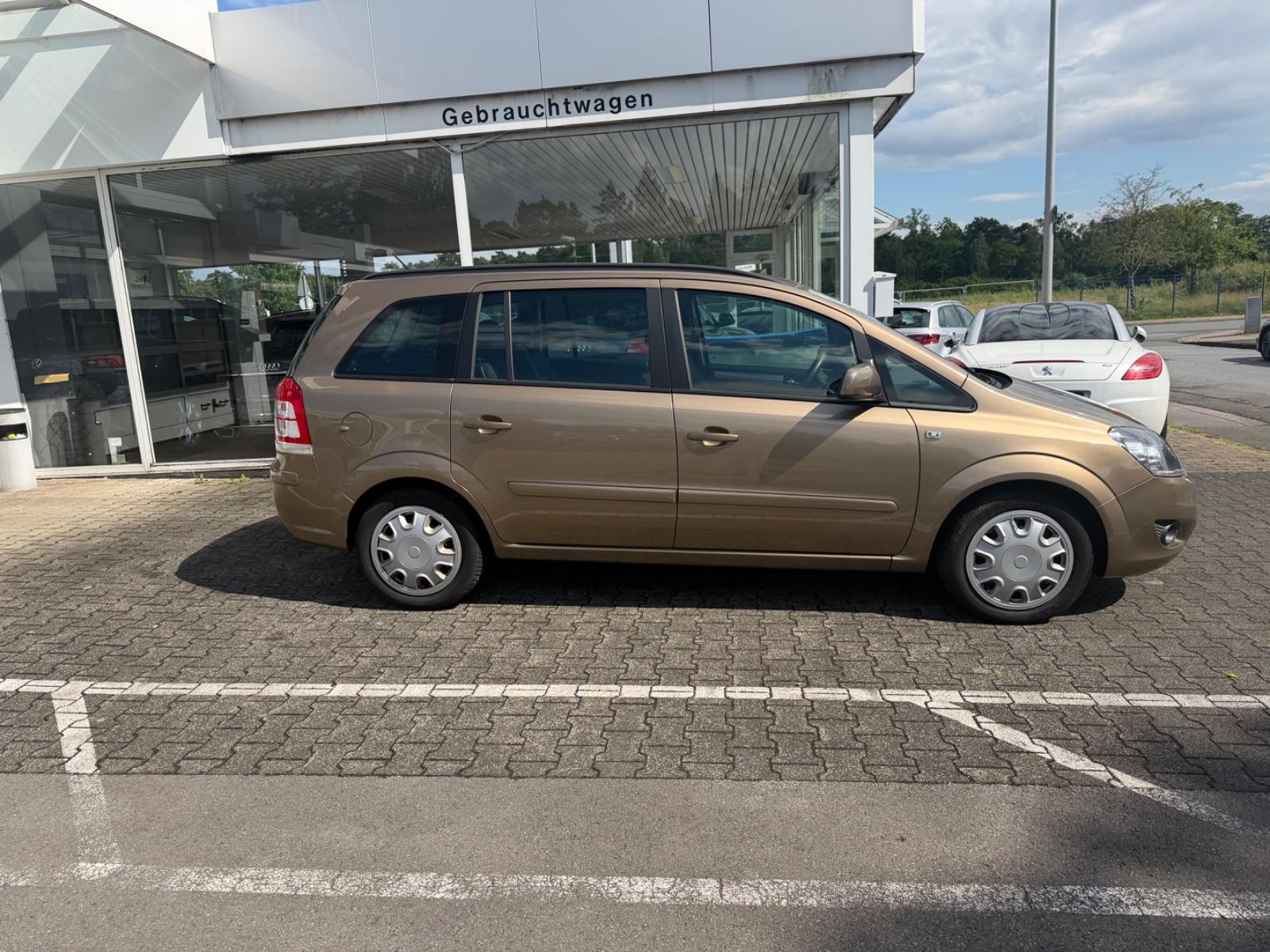 Opel Zafira B Family /7Sitzer