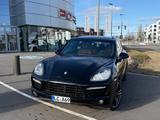 Porsche Cayenne Turbo Burmester Pano Luftfederung Carpla - Porsche Cayenne Gebrauchtwagen in Berlin