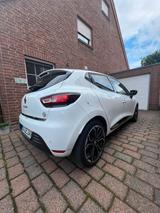 Renault Clio TCe 90 BOSE Edition BOSE Edition - Renault Clio Gebrauchtwagen in Oberhausen