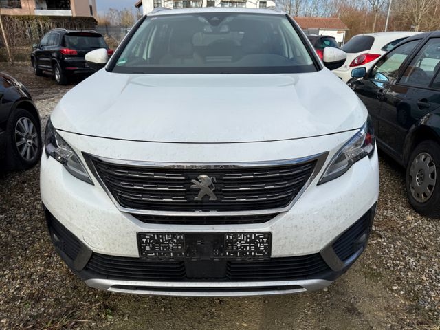 Peugeot 5008 Allure 1 Hand 7 Sitzer