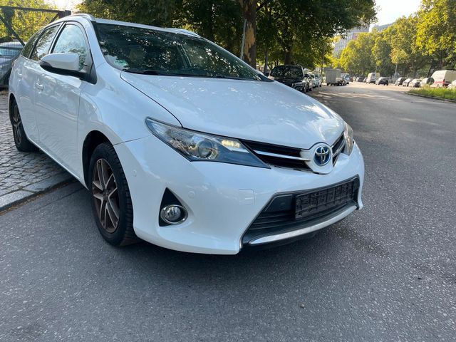 Toyota Auris Kombi Sports Hybrid 1,8-l-VVT Navi, Kamera