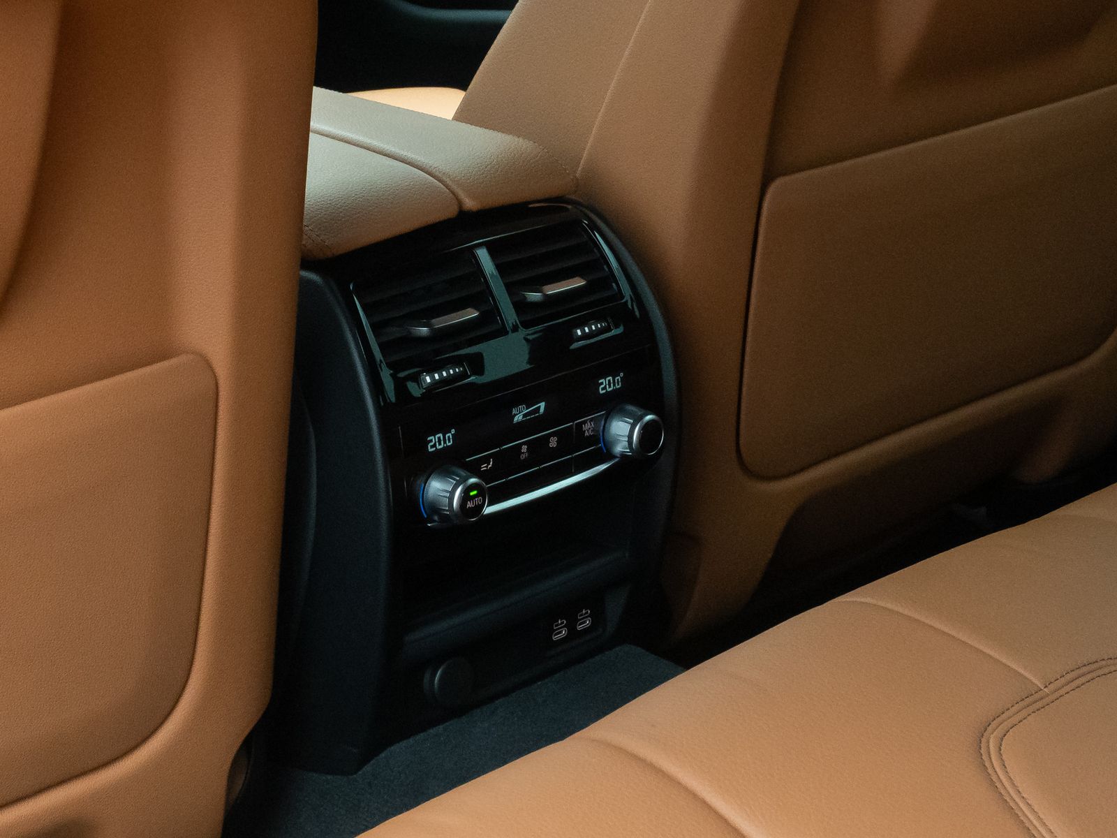 Fahrzeugabbildung BMW 530d Luxury Line HUD Kamera AHK Alarm Laser H/K