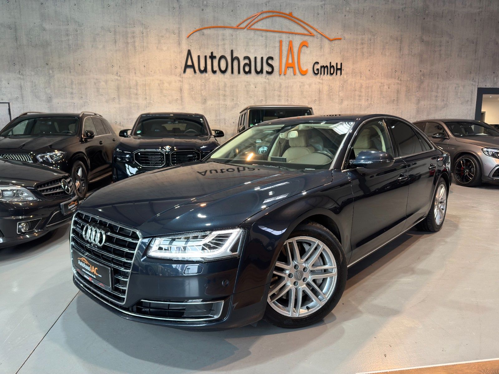 AUDI A8 4.0 TFSI quattro/MATRIX/TOTW/LED/360*/ACC