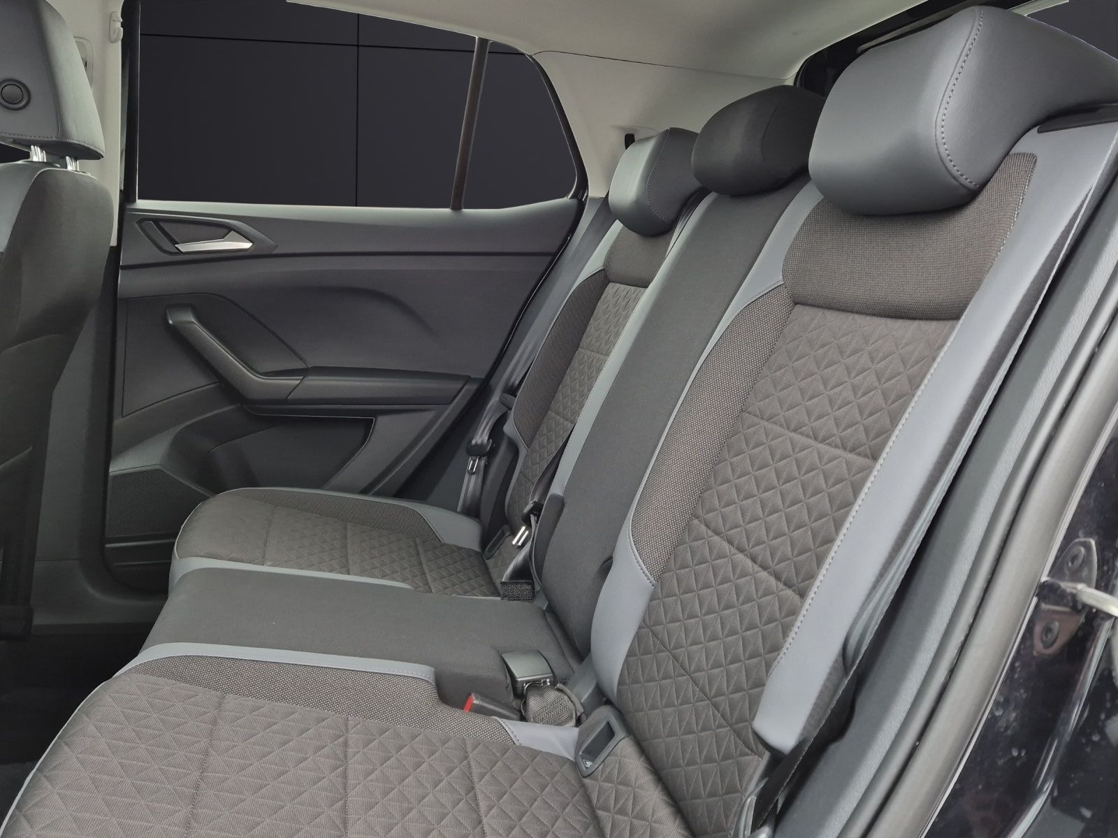 Fahrzeugabbildung Volkswagen T-Cross Style DSG AHK Kamera ACC LED Navi Climat