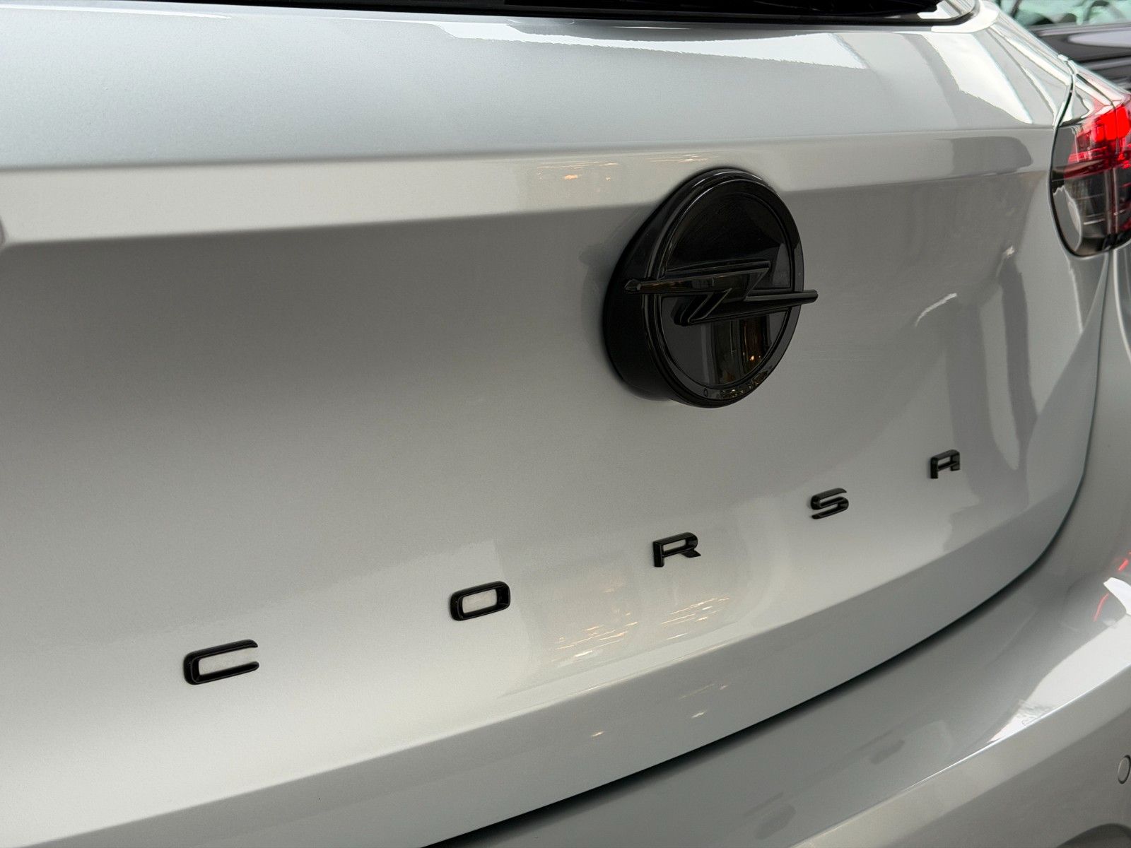 Fahrzeugabbildung Opel Corsa F GS 130 PS Automatik/Navi/Kamera!