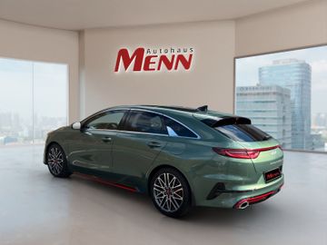 Kia ProCeed 1.6T DCT7 GT Navi Memory Kamera Glasdach