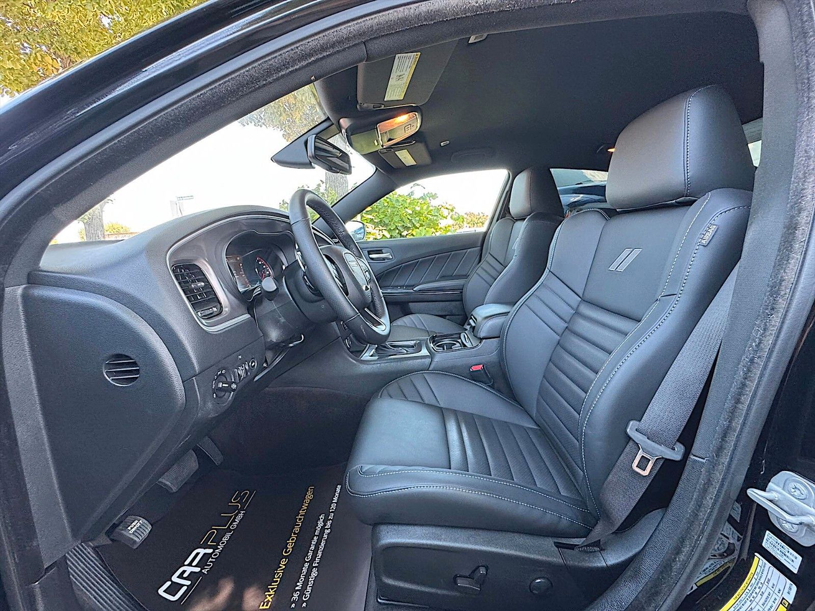 Fahrzeugabbildung Dodge Charger 5.7 V8 HEMI SRT R/T BLACK Performance