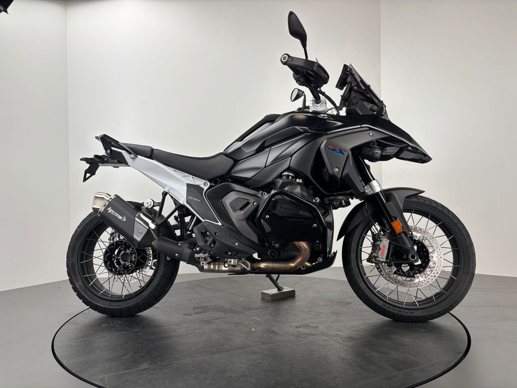 Fahrzeugabbildung BMW R1300 GS *HP-CORSE *VIEL ZUBEHÖR *TOP-ZUSTAND