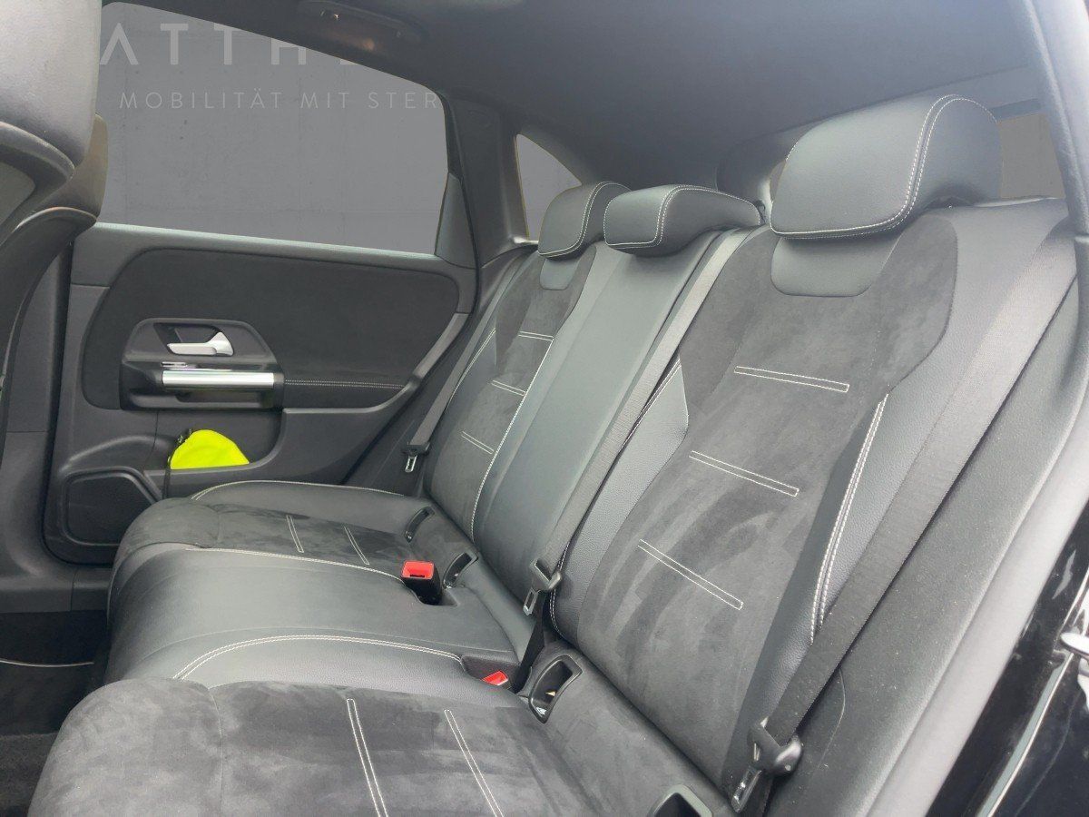 Fahrzeugabbildung Mercedes-Benz B 250 e AMG/Night/Pano/Kamera/LED/18''