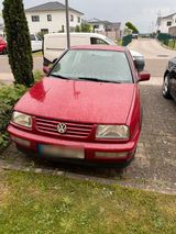 Volkswagen VW Vento 1,8 - Volkswagen Vento mit Benzin-Antrieb