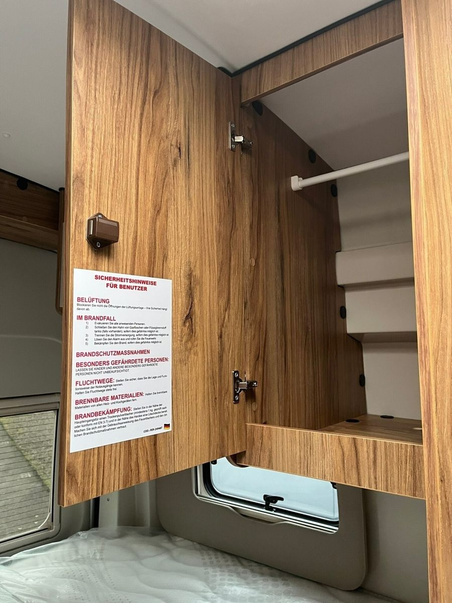 Fahrzeugabbildung Karmann Dexter 4x4 DE 560 AW Allrad, Alufelgen, RFK TZ