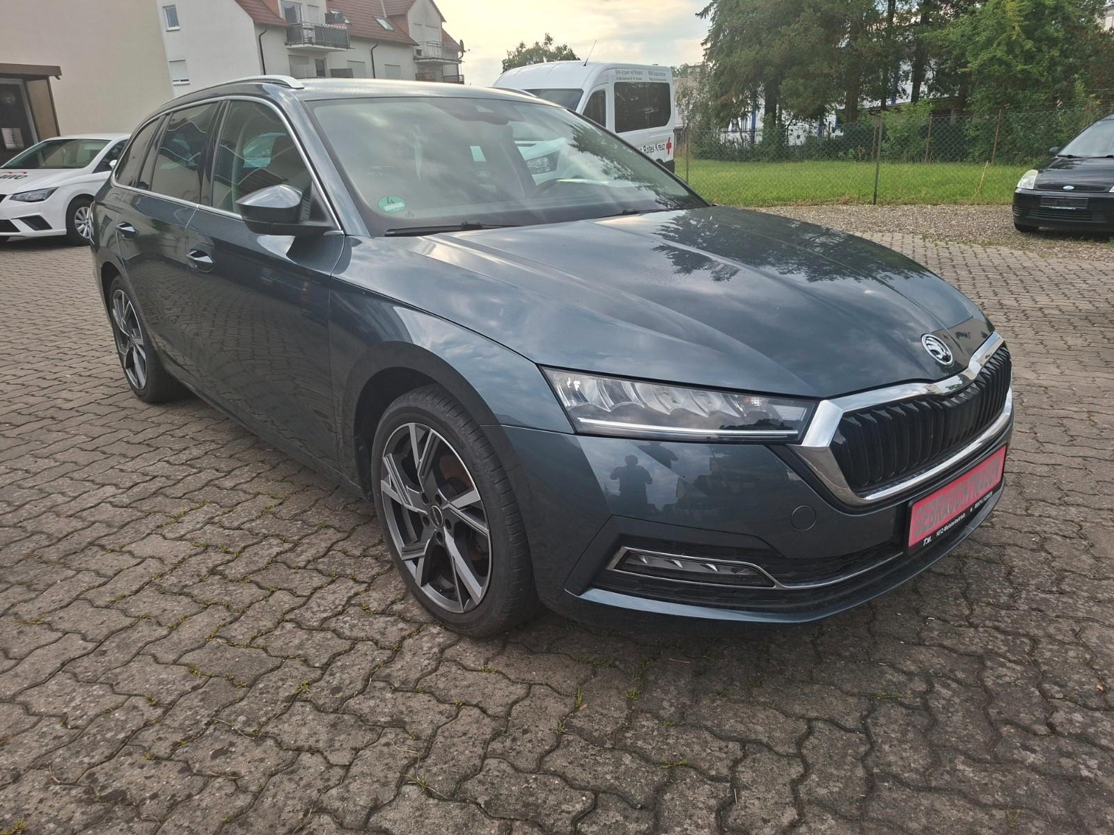 Skoda Octavia Combi First Edition