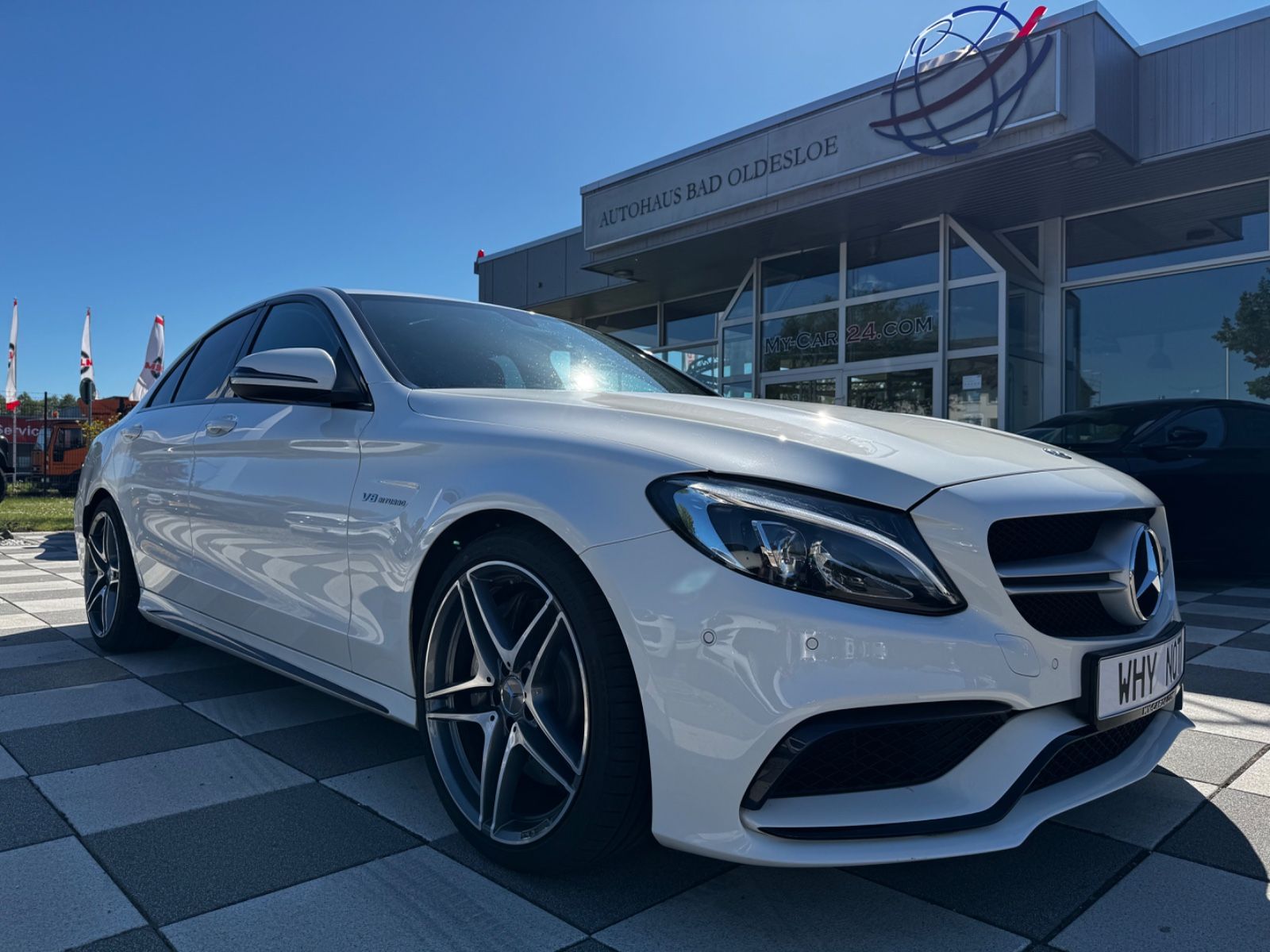 MERCEDES-BENZ C 63 AMG+ AMG Sportabgas+LED+Service