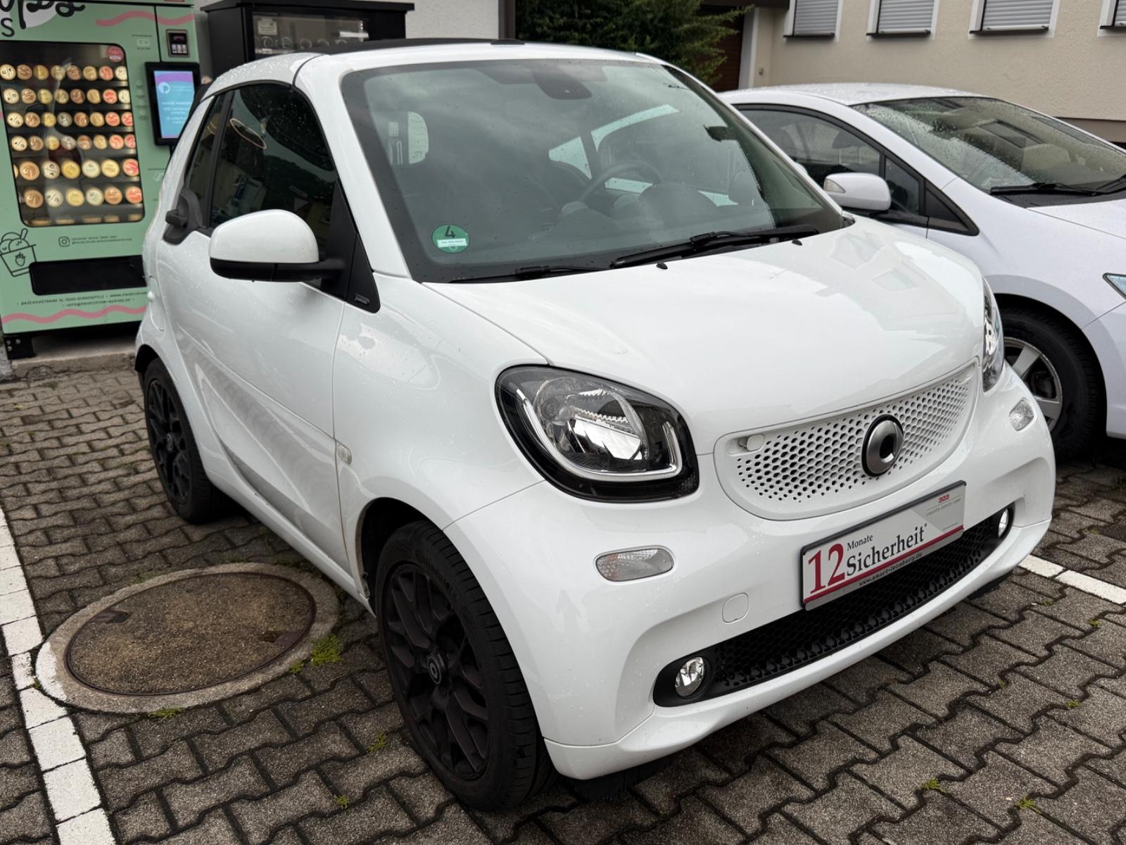 Smart ForTwo fortwo cabrio passion*AHK*KLIMAAUTO*SHZ*