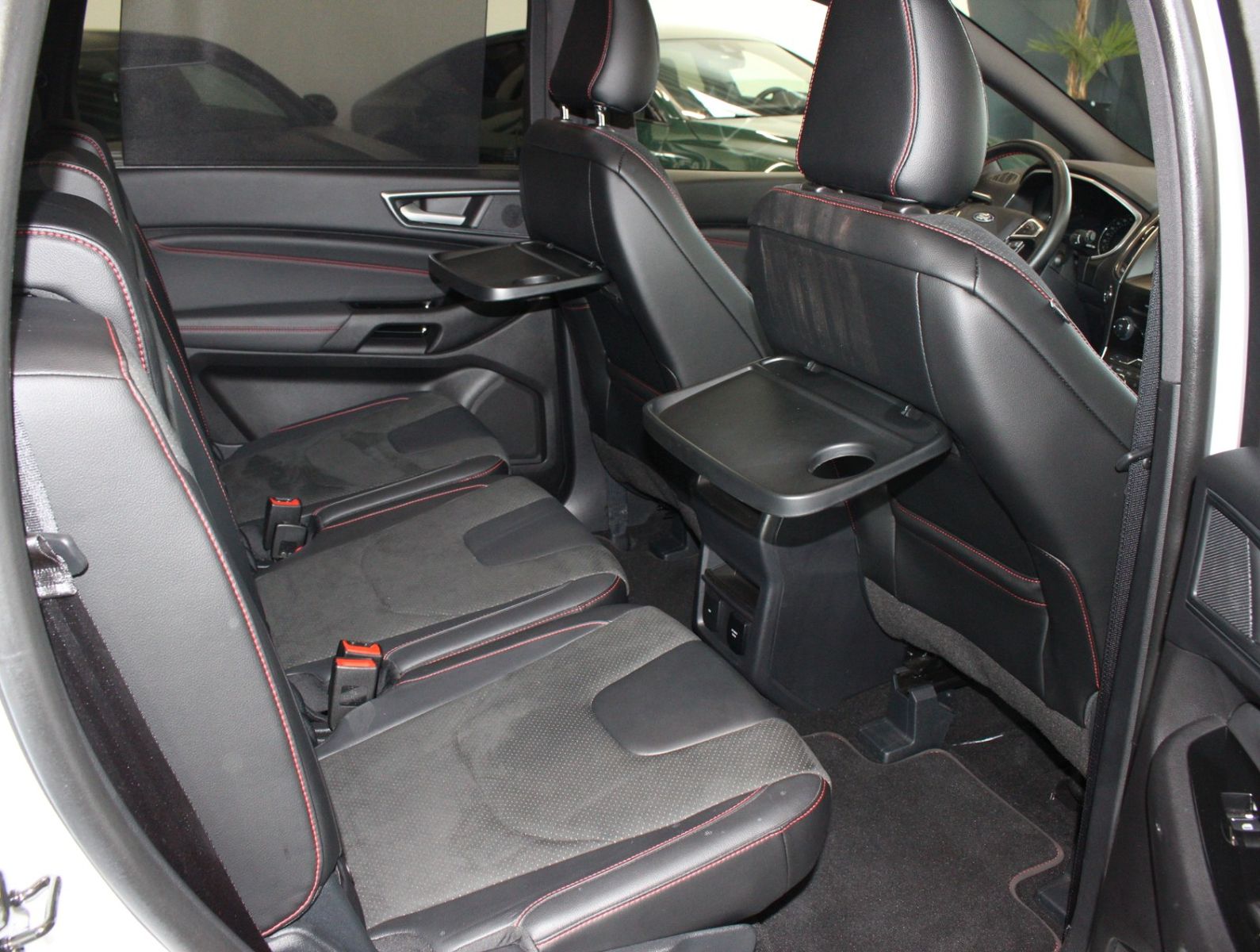 Fahrzeugabbildung Ford S-Max 2,0 ST-Line *PNRM*Kamera*AHK*19Zoll*1.Hand