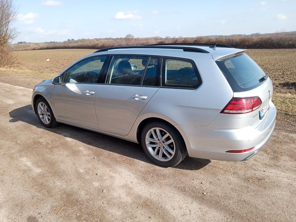 Image of Volkswagen Golf