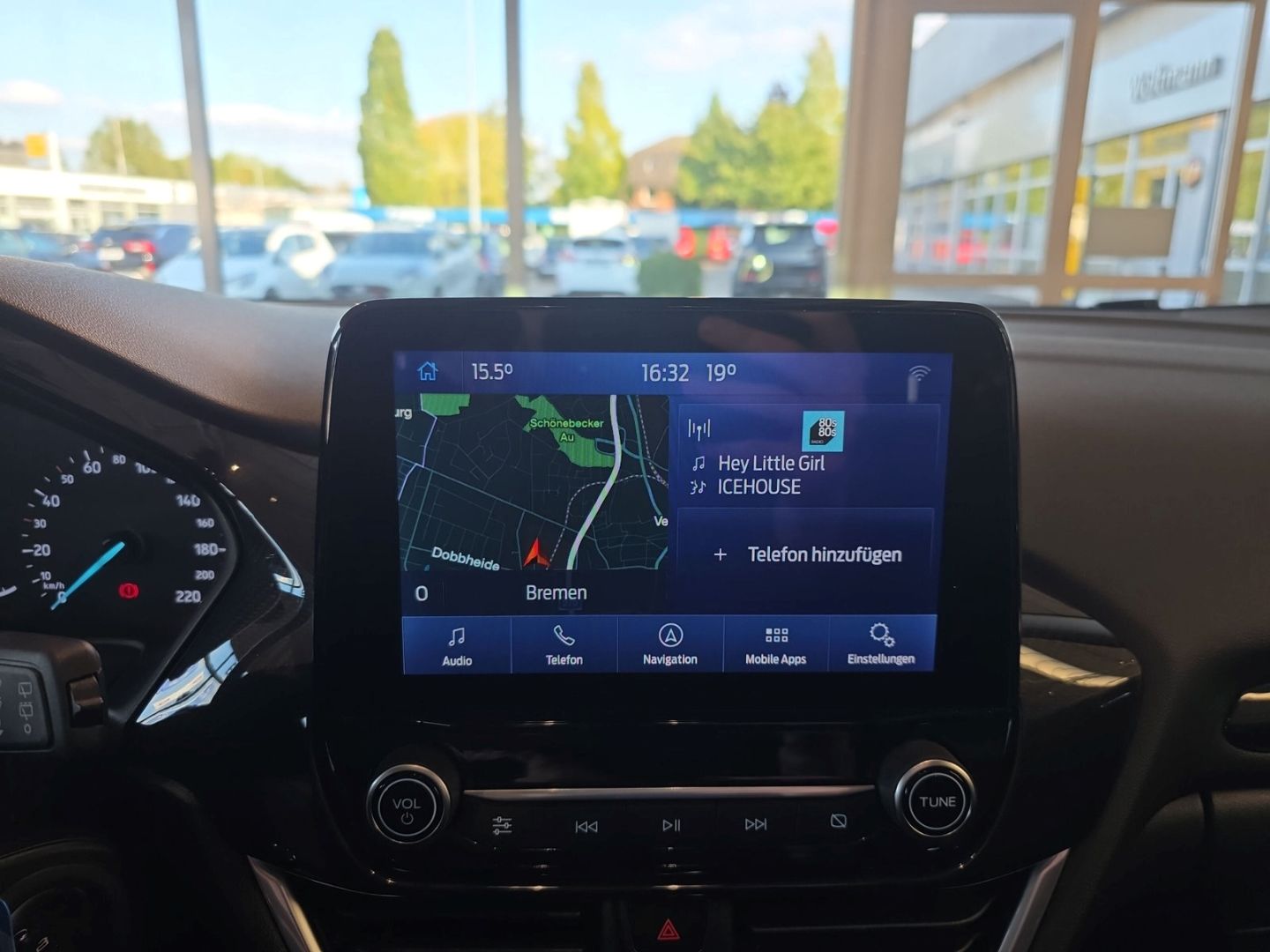 Fahrzeugabbildung Ford Puma Titanium Navi LED GJR ACC Mehrzonenklima DA