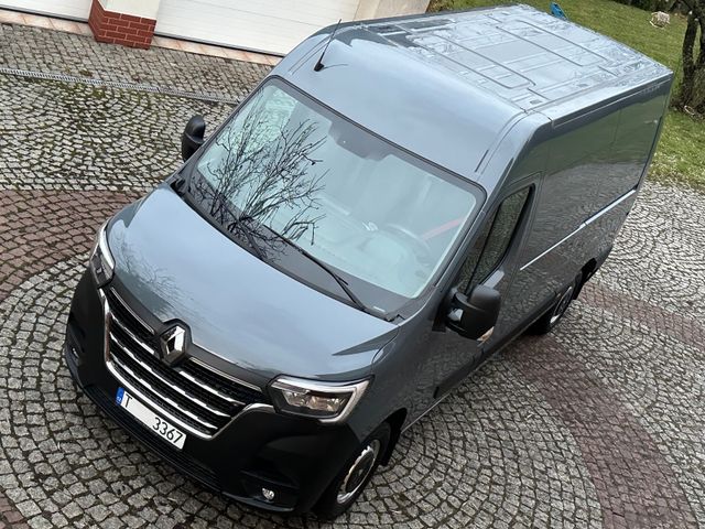 Renault Master van L2H2 150 PS in Madeira PT