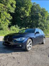 BMW 330d xDrive Touring M Sport Shadow Auto. M S...
