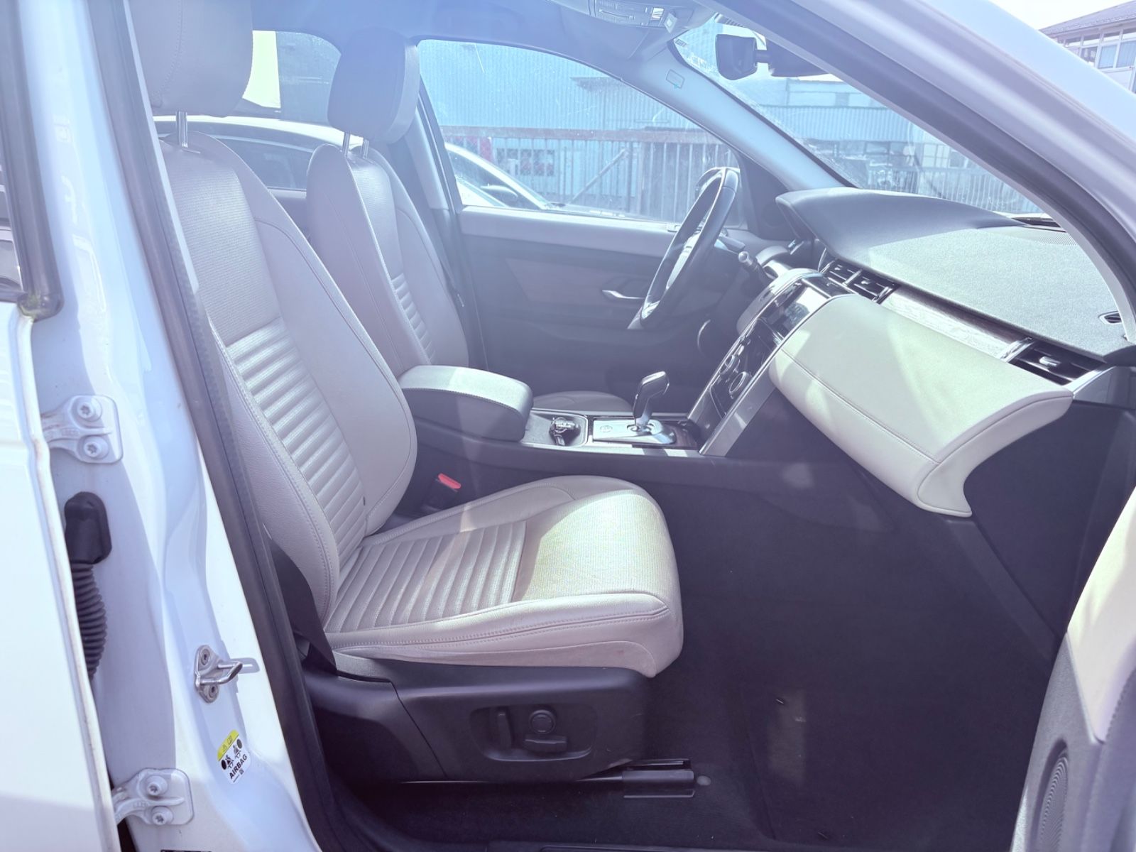 Land Rover Discovery Sport S AWD 7-Sitze Leder Panoramadach foto 5