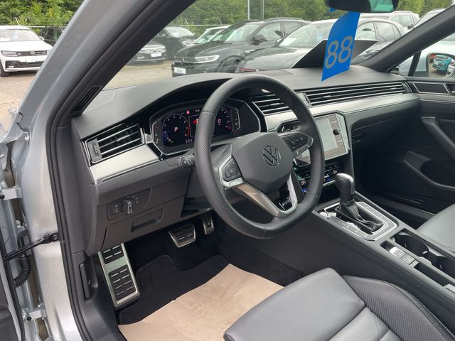 Passat Variant R-line TSi DSG Navi Matrix