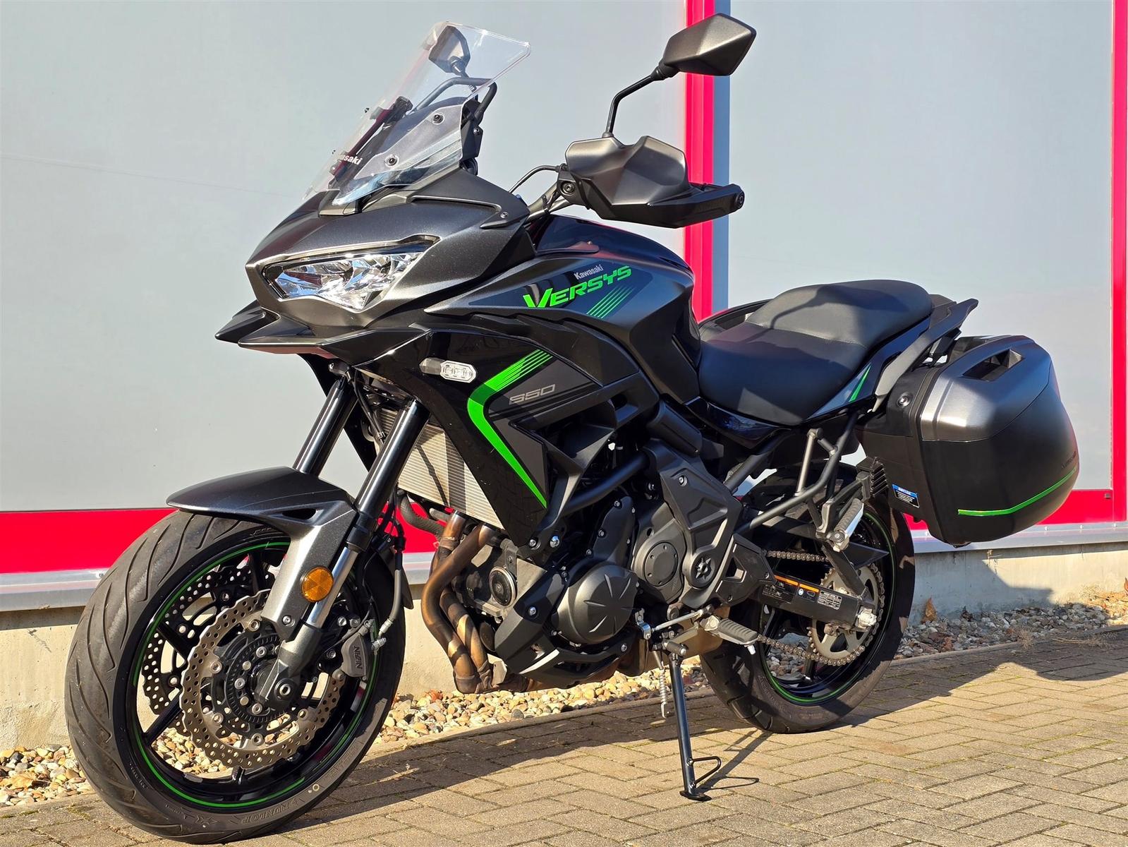 Kawasaki Versys 650 mit Tourerpaket, Top Zustand, sofort