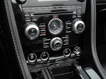 2013 Aston Martin V8 VANTAGE 缩略图 34