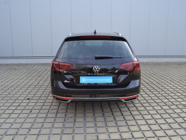 Passat Variant 2.0 TDI DSG Elegance AHK/MATRIX-L