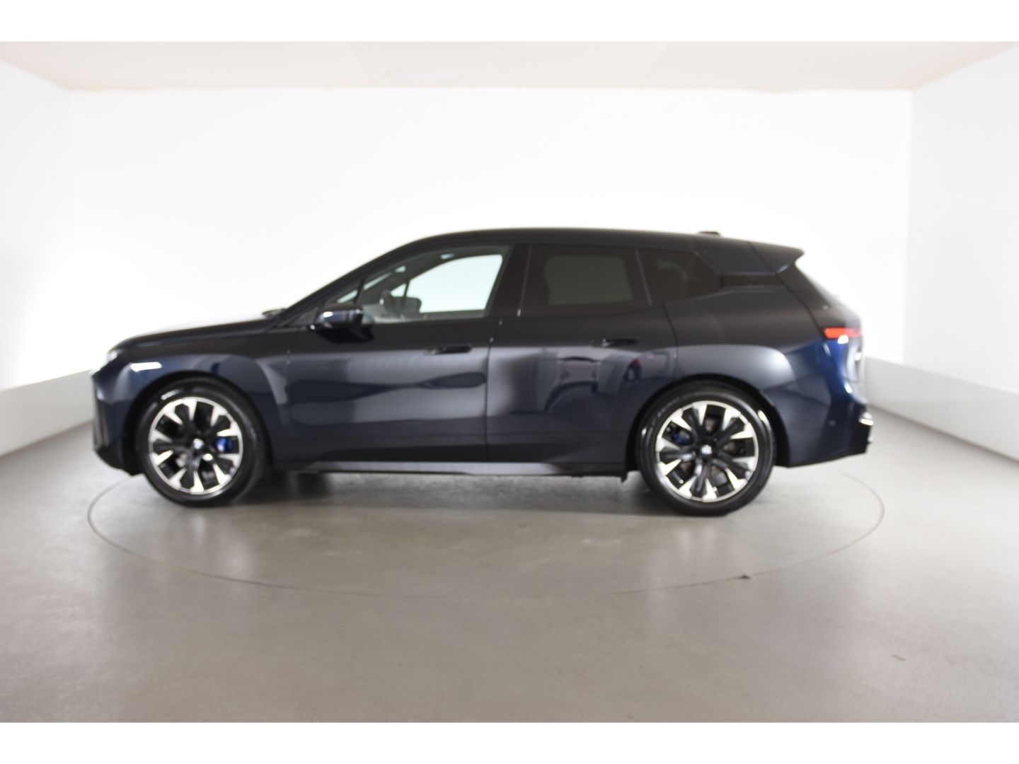 BMW iX xDrive 45 M Sport Anhängerkupplung Autobahnas foto 3