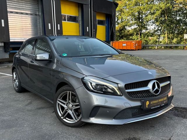 Mercedes-Benz A 220d 4Matic Urban LED+NAVI+SPORT+BT+PDC+TEMP