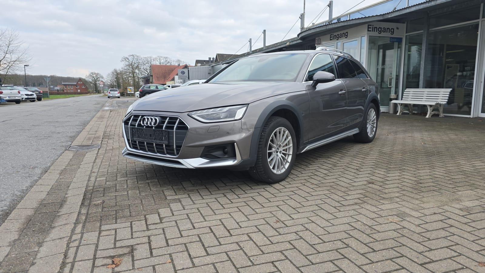 Audi A4 Allroad quat 45 TDI LED AHK ACC Lane Side Pan