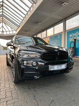 BMW X5 F15 M50D - BMW M5 aus 2014
