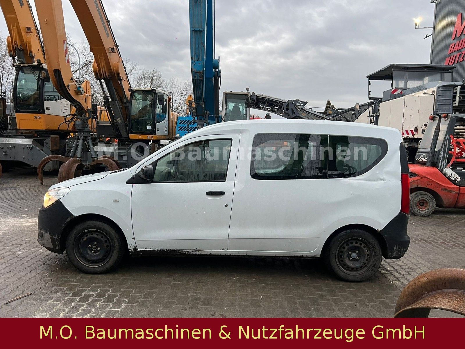 Fahrzeugabbildung Dacia Dokker / 1,6 / Benzin /