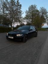 BMW e91 320i - BMW 320 aus 2007: Kombi, 320i