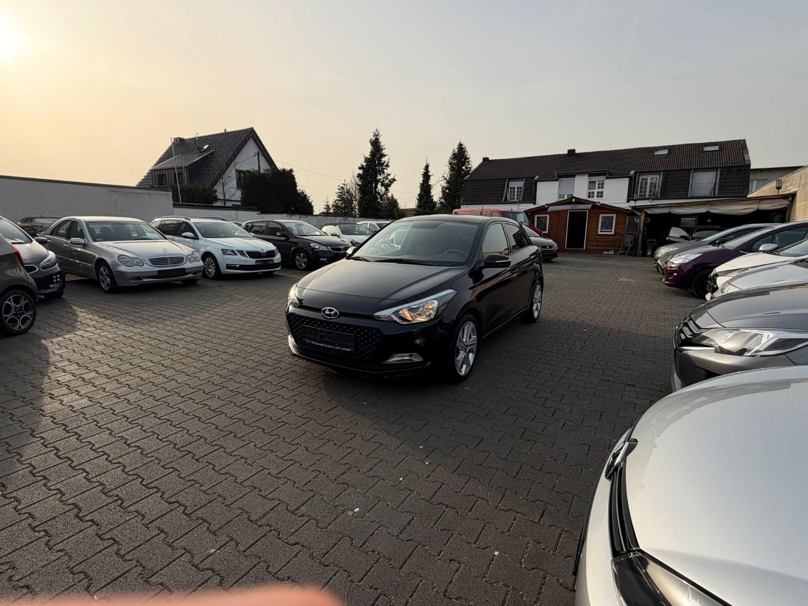 Hyundai i20 *Steuerkette Neu* *USB*