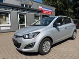 Hyundai i20 FIFAWorldCup KLIMA°AUX°TÜV 03/2028°8xBEREIFT