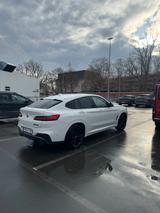 BMW X4 M40i | Pano AHK Standhzg Belüftung Garantie - BMW X4 M40 mit Anhängerkupplung