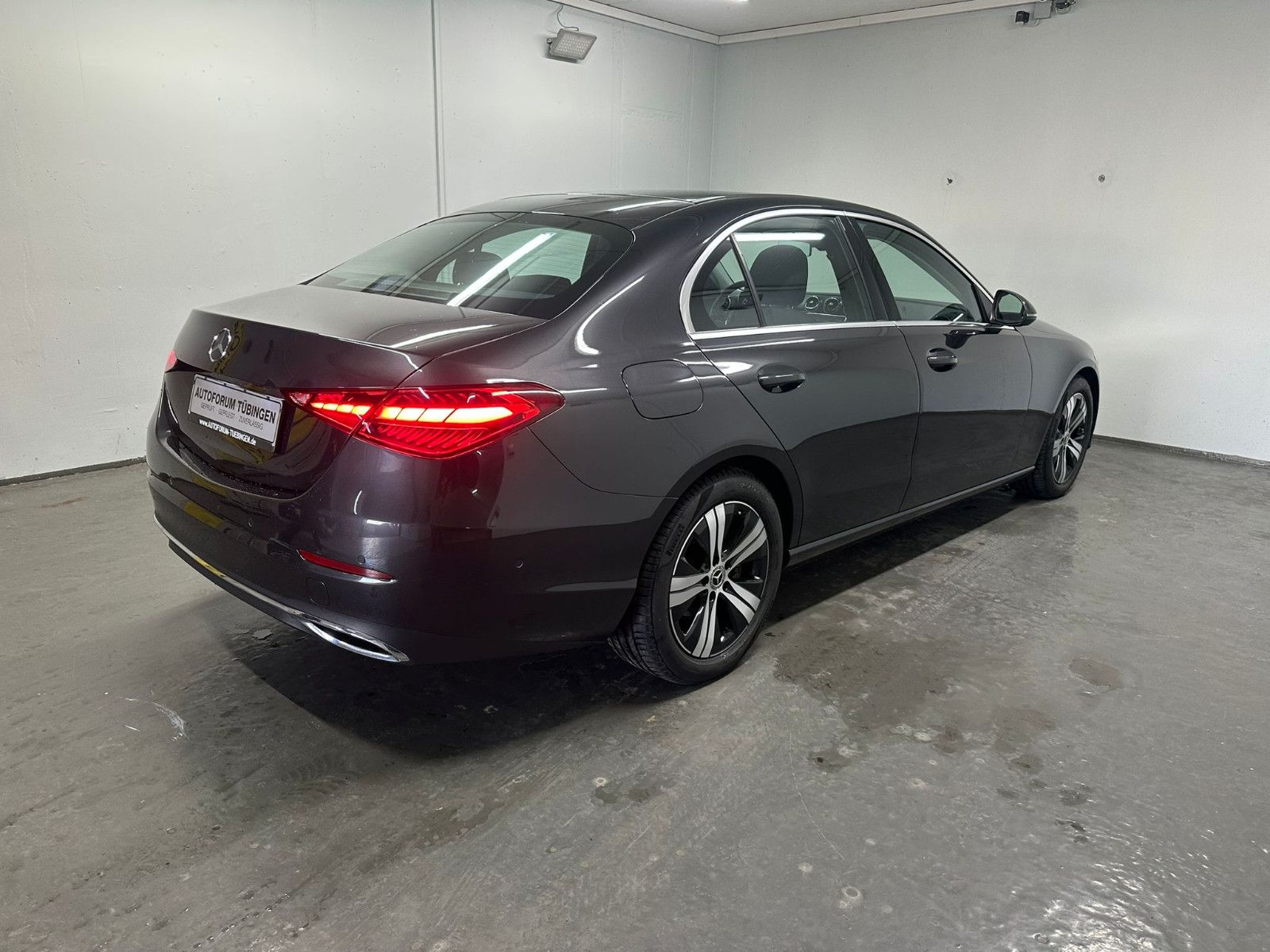 Fahrzeugabbildung Mercedes-Benz C 200 d Autom. AAVANTGARDE*AHK*KAMERA*