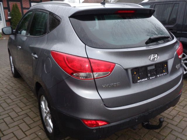 Hyundai ix35 Style 2WD, AHK, Winterpaket...