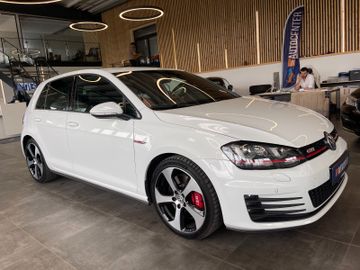 Volkswagen Golf VII Lim. GTI Performance BMT *ACC*BI-XENON*
