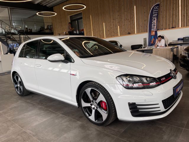 Volkswagen Golf VII Lim. GTI Performance BMT *ACC*BI-XENON*