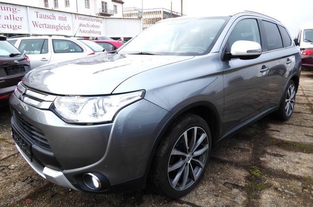 Mitsubishi Outlander Diamant Edt. 4WD Navi/Kamera/Klima/BC/