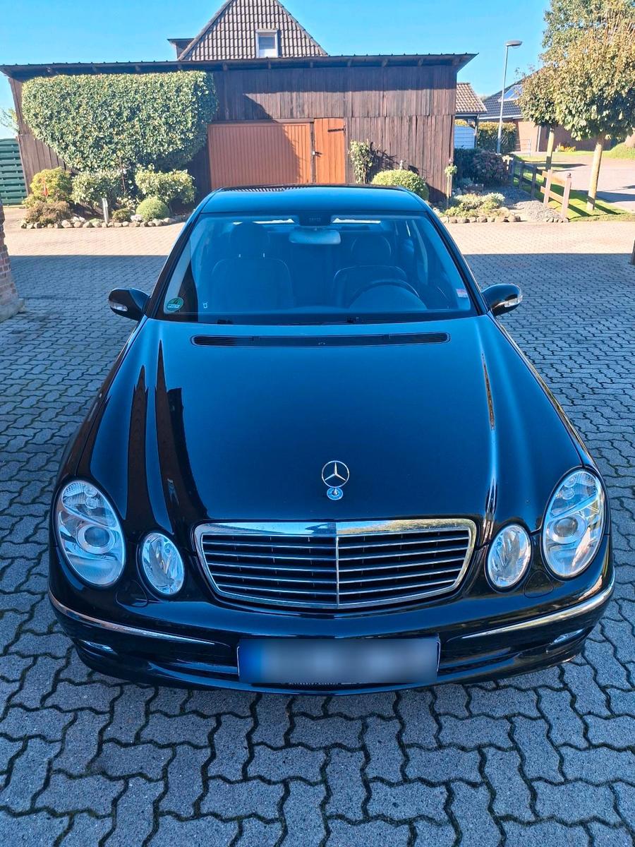Mercedes-Benz E 200