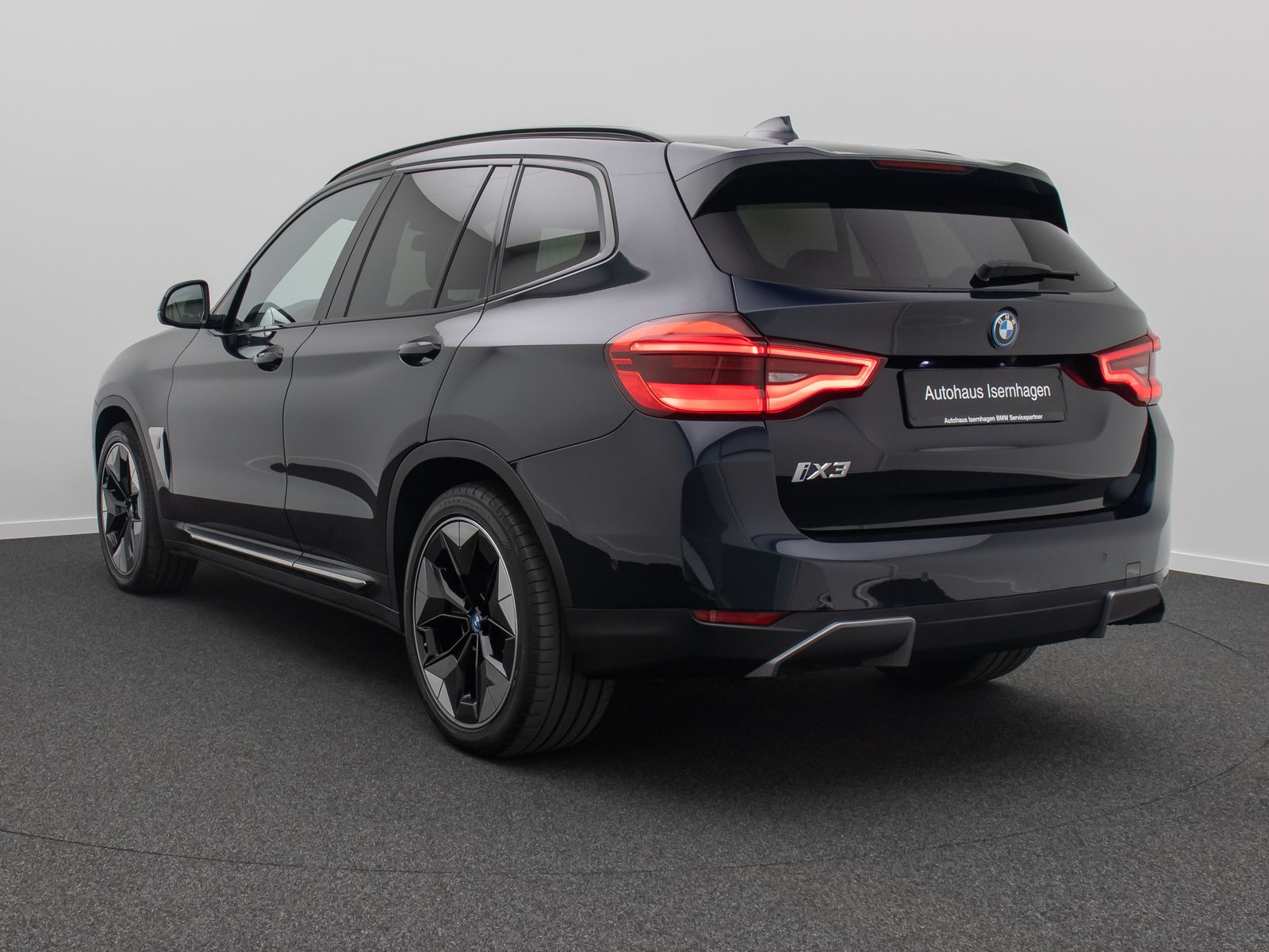 Fahrzeugabbildung BMW iX3 IMPRESSIVE HUD 360°DAB H/K 20Zoll Sport Alar