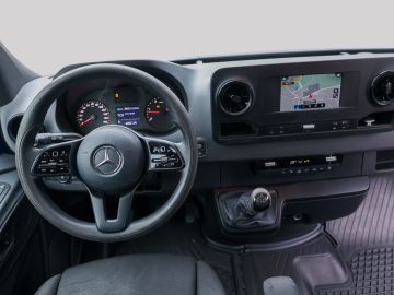 Mercedes-Benz Sprinter 316 CDI L2 Navi Temp Ausbau-Aluschränke