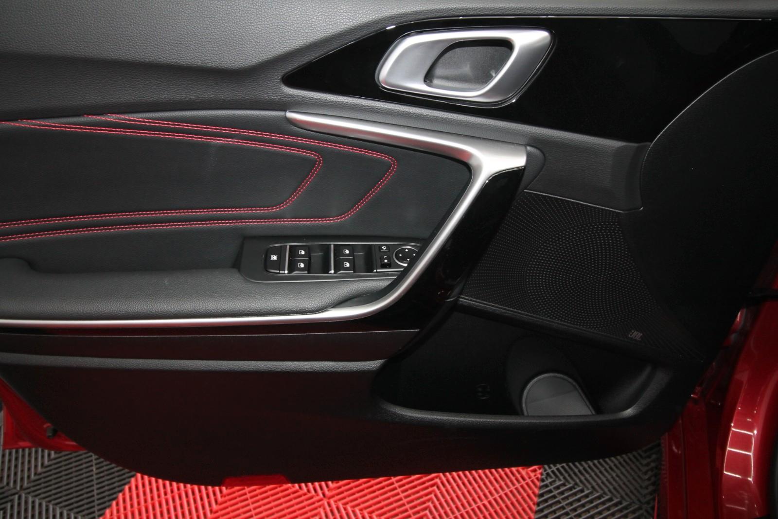 Kia ProCeed GT 1,6 T-GDi LED Virtual ACC Kamera Klap