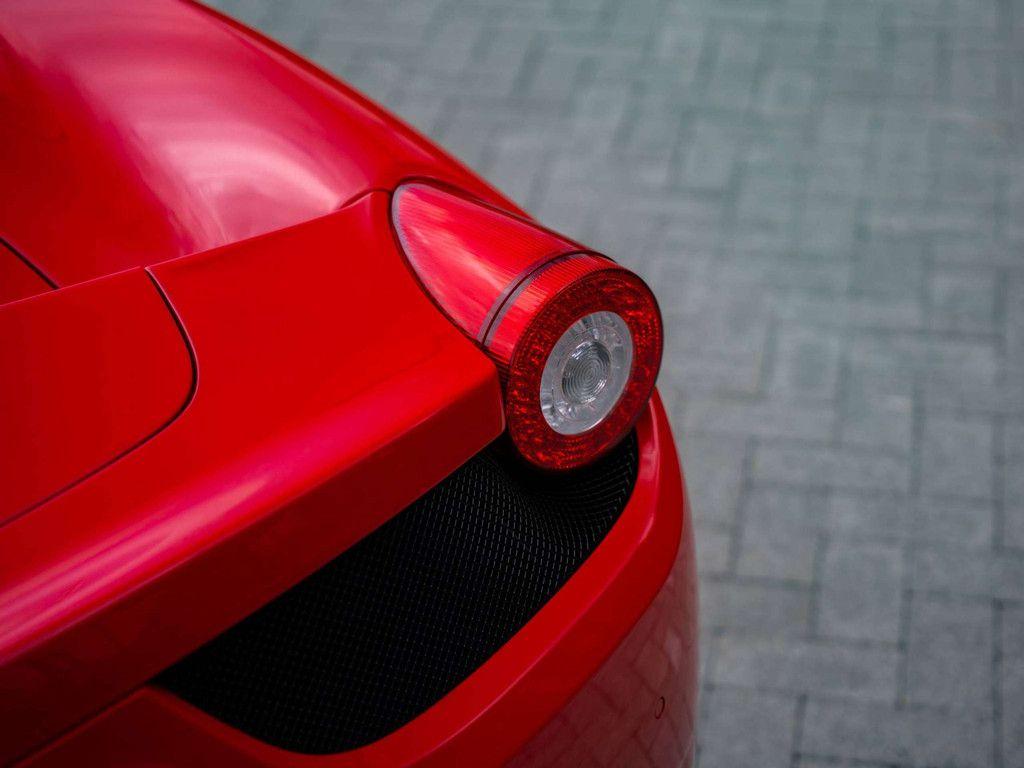 FERRARI 458 SPIDER 4.5I V8 - 571 ch